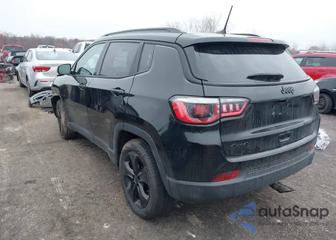 2019 Jeep Compass Altitude 4X4 from USA, damaged, VIN 3C4NJDBBXKT670590